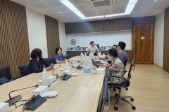 LINE_ALBUM_5.-ประชุมคณะทำงานจัดทำรายงาน-8-พ.ค.-68_250613_3